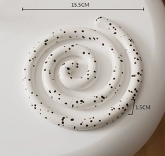 High-Temperature Resistant Ceramic Tableware Mats for Dining and Kitchen Use