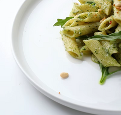 Ceramic Dinner Plates for Specialty Cuisine - Elegant Round Solid Color Tableware for Pasta, Steak, Sushi, Snacks, and Desserts