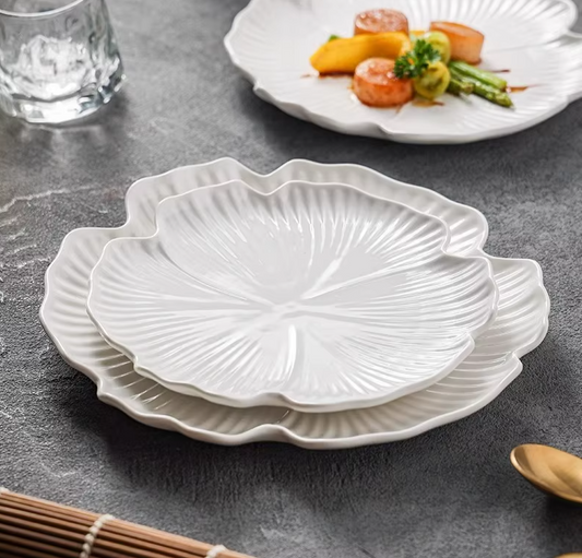 Flower Shaped Ceramic Plate 